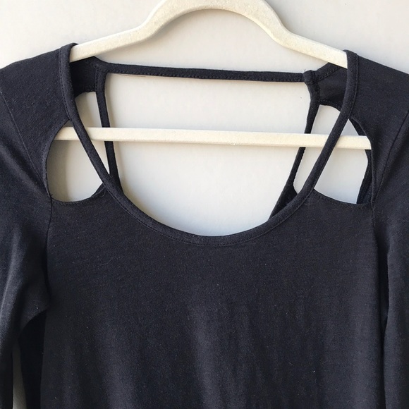 Black Chaser Top - Picture 2 of 4